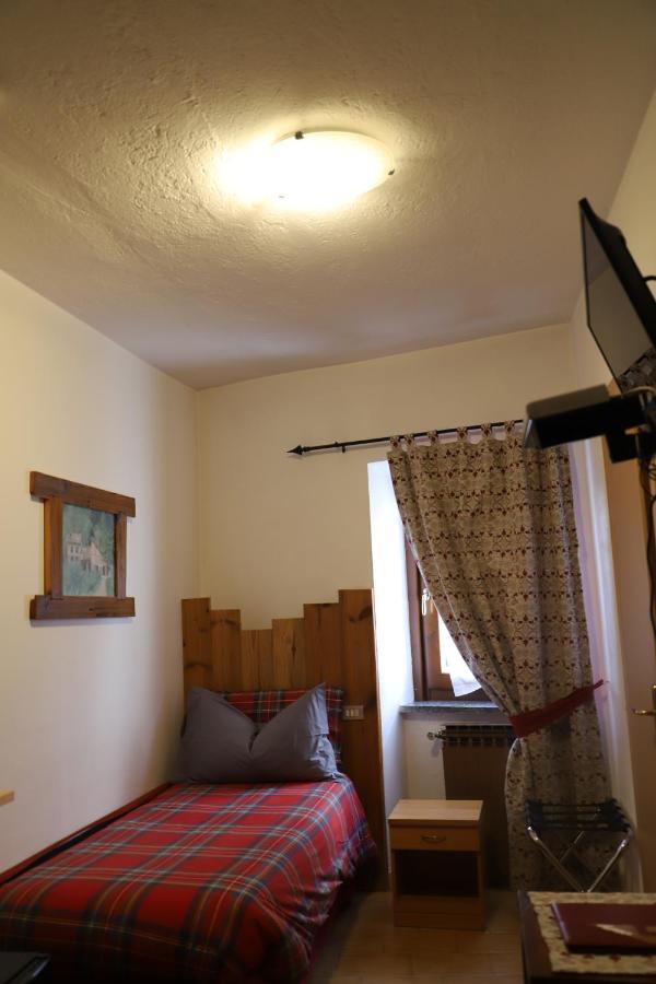 Pré-Saint-Didier Hotel Bucaneve מראה חיצוני תמונה