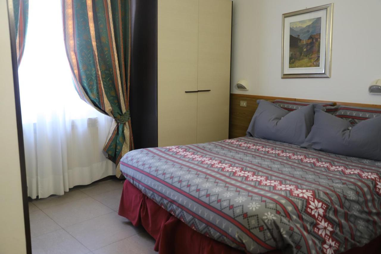 Pré-Saint-Didier Hotel Bucaneve מראה חיצוני תמונה