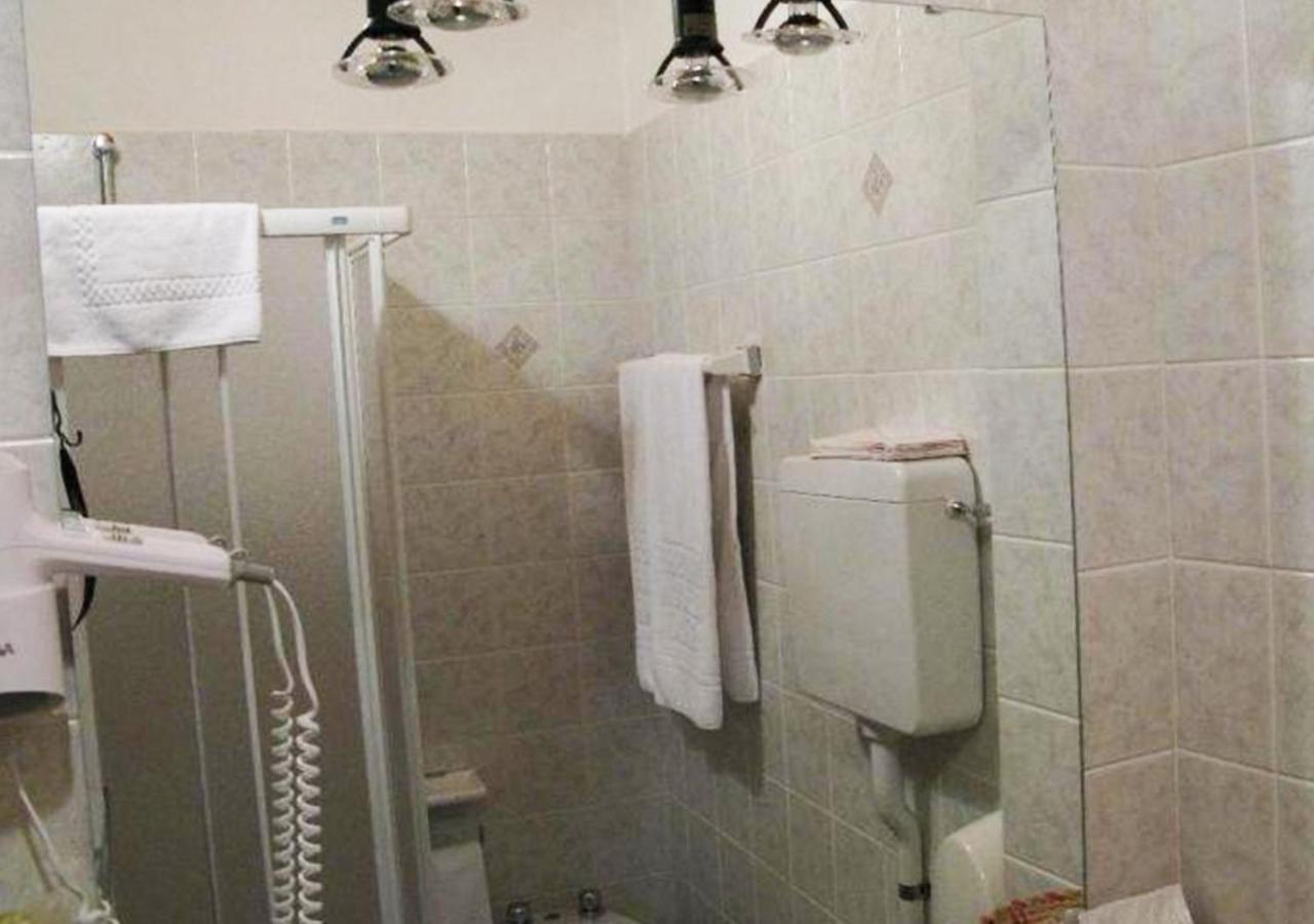 Pré-Saint-Didier Hotel Bucaneve חדר תמונה
