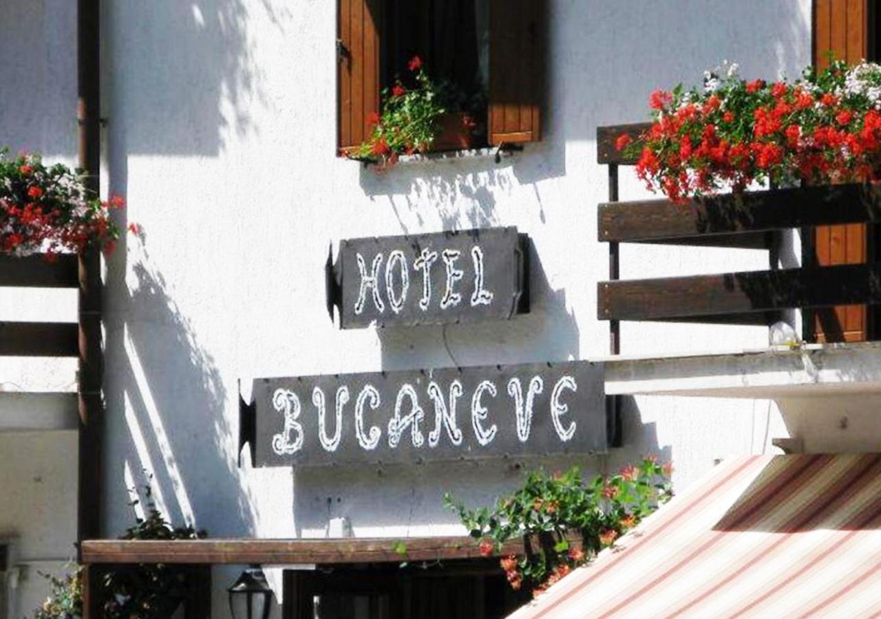 Pré-Saint-Didier Hotel Bucaneve מראה חיצוני תמונה